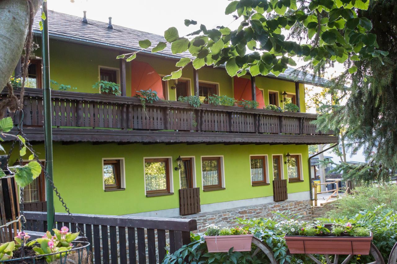 Landgasthof Neitsch Schwarzenberg  Dış mekan fotoğraf
